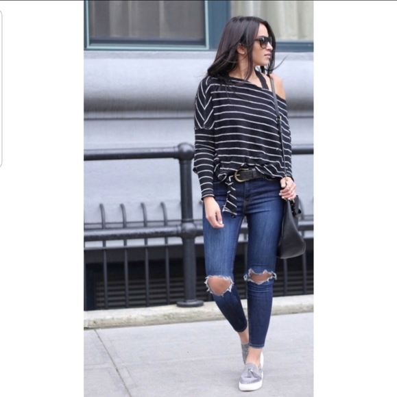 Free People busted Knee High rise skinny Jeans NWT - Picture 2 of 8